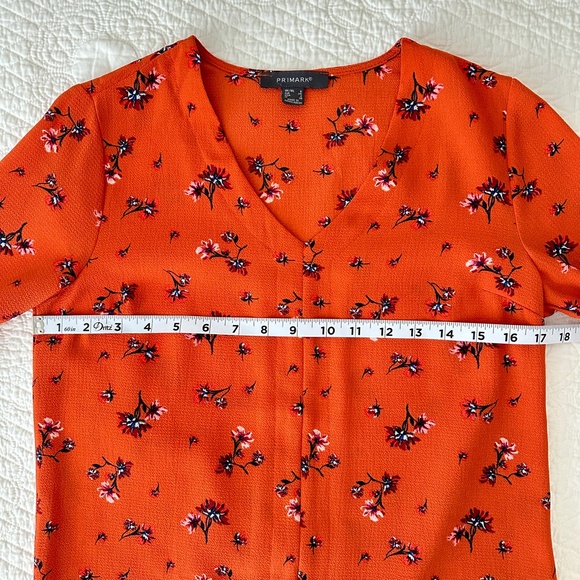 Primark Women's V-Neck Floral Blouse Shirt Top Size 2 - Picture 5 of 6